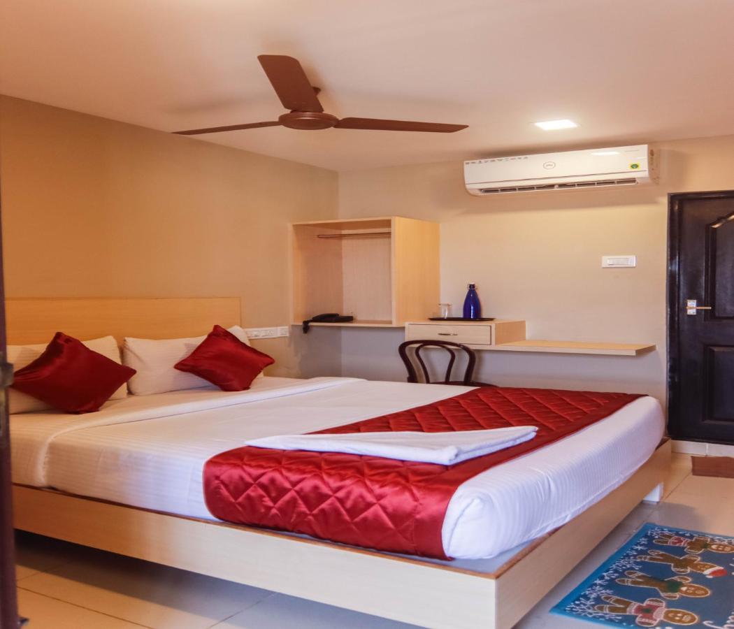 Hotel Vinayaga Тирупур Екстериор снимка
